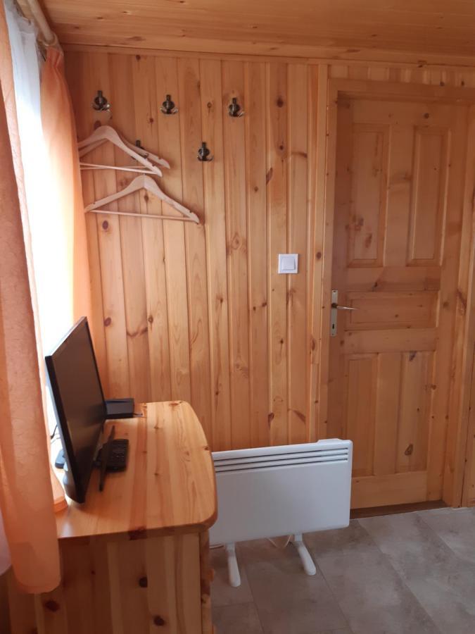 Mátyás Apartman Tard Exterior foto